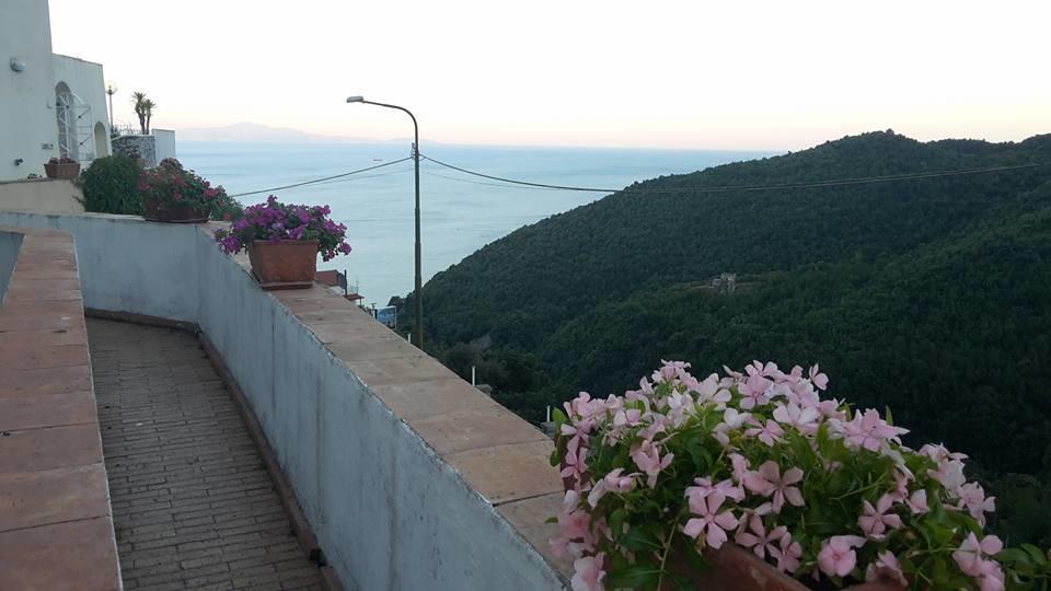 Bed and Breakfast Le Terrazze Di Cristina Vietri Exteriér fotografie