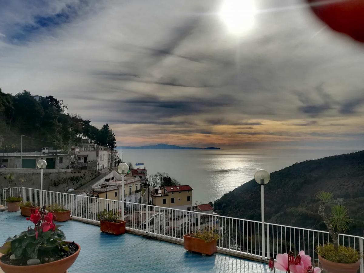 Bed and Breakfast Le Terrazze Di Cristina Vietri Exteriér fotografie